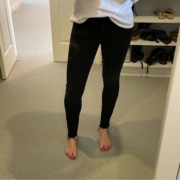 FRAME “Le Skinny de Jeanne” black denim - Picture 2 of 7